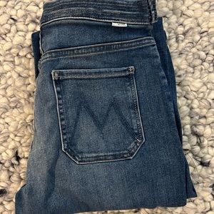 MOTHER belted cropped mid-rise, mid-stretch jeans
